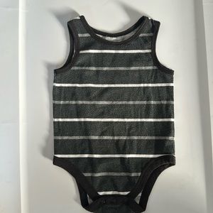 Baby clothes 6-9M